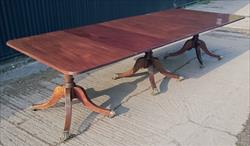 1810 Three Pedestal Antique Dining Table 48w 28½h 25¼ each end 20¾ and 21½ leaves 26¼ centre _1.JPG